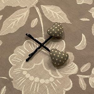 Modcloth polka dot heart hairpins - set of 2 in minty gray